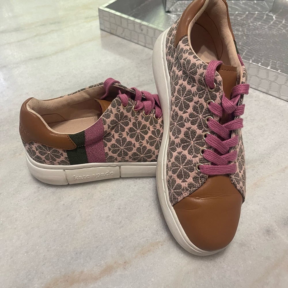 Kate Spade ♠️ Flower Jacquard Keswick Sneakers ... - Picture 7 of 12